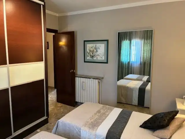 Habitación de Casa o chalet en venta en Miralcamp, Lleida