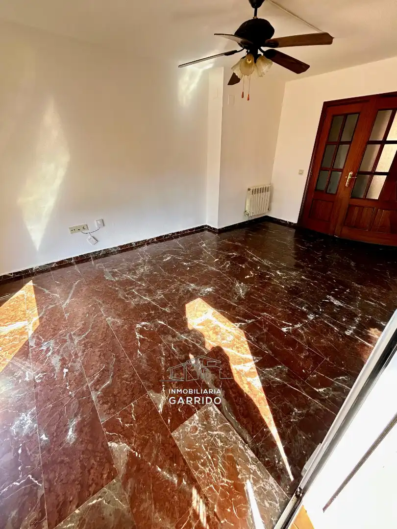 Appartamento con terrazza in vendita a Úbeda, imagen 3