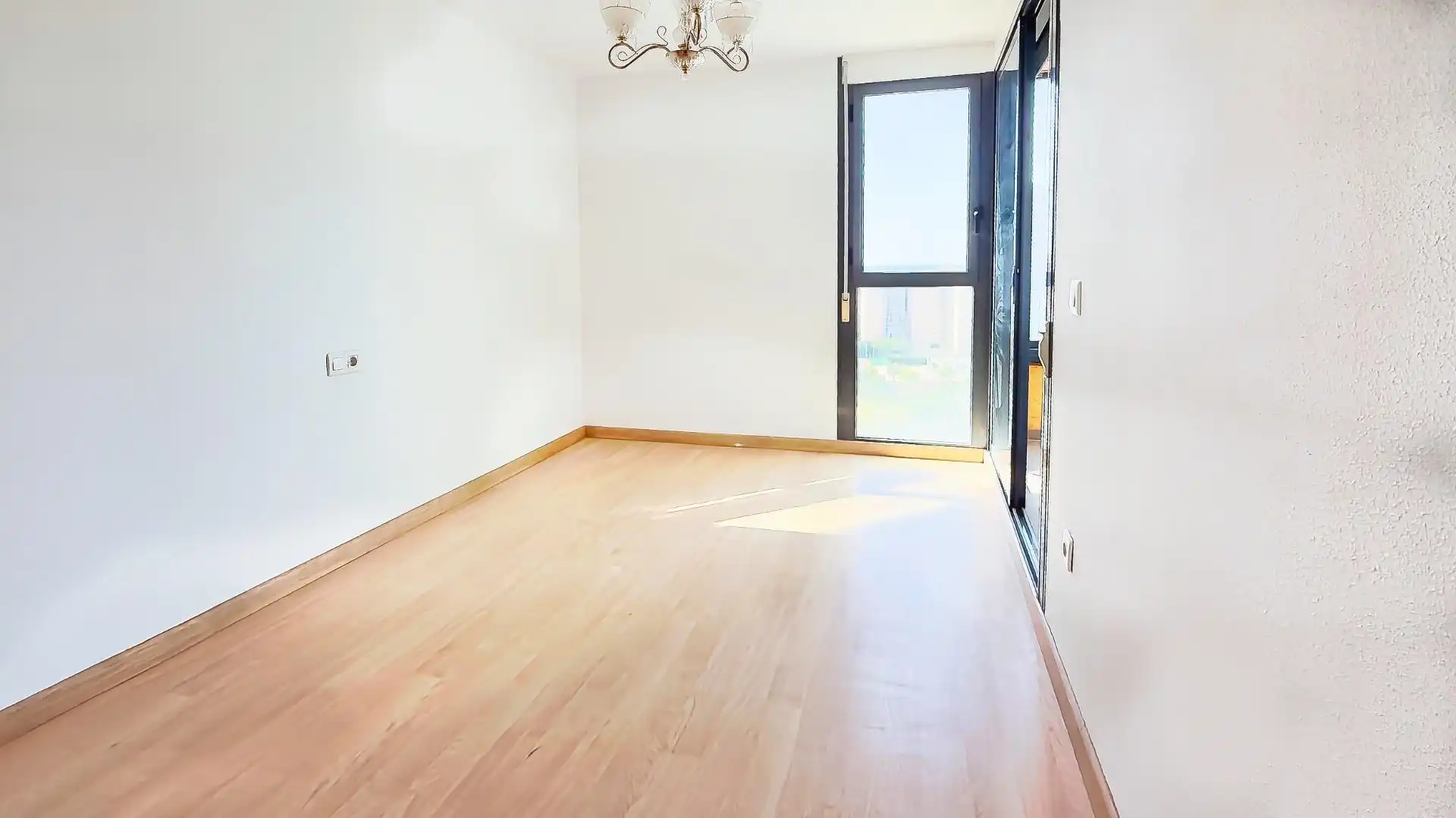Habitación de Piso en venta en Benidorm con Aire acondicionado, Jardín privado y Terraza