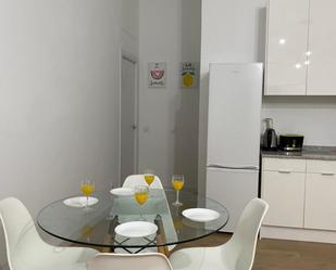 Dining room of Apartment to rent in  Madrid Capital  with Air Conditioner, Furnished and Washing machine