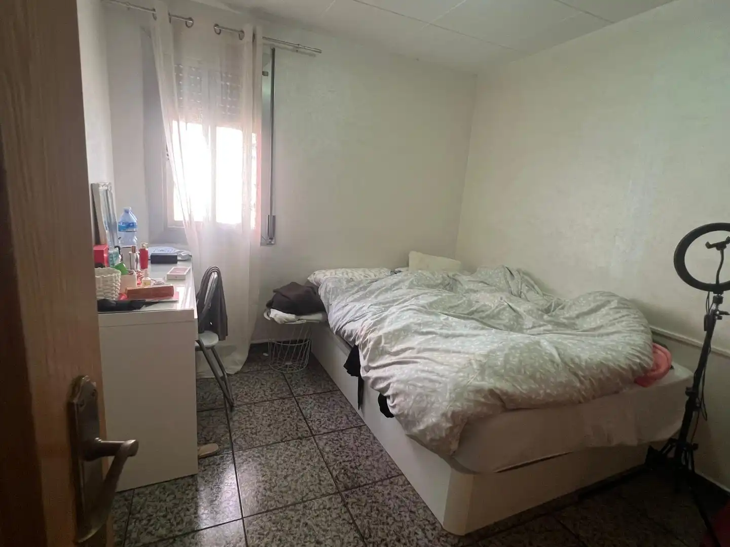 Habitación de Piso en venta en Mataró con Amueblado, Horno y Balcón