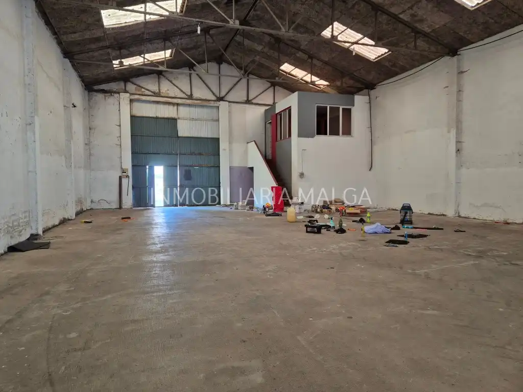 Nau industrial en venda en Colunga