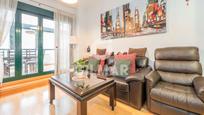 Living room of Flat for sale in  Madrid Capital  with Air Conditioner, Heating and Terrace