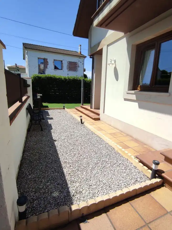 Terraza de Casa o chalet en venta en Marina de Cudeyo con Calefacción, Jardín privado y Parquet