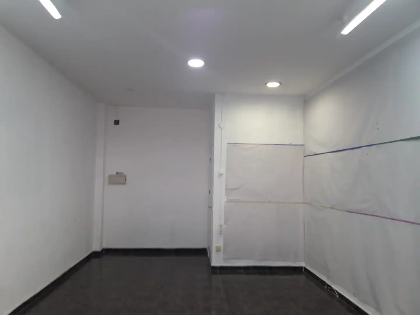 Locale commerciale in vendita a Calle Robinson Crusoe 22, imagen 3