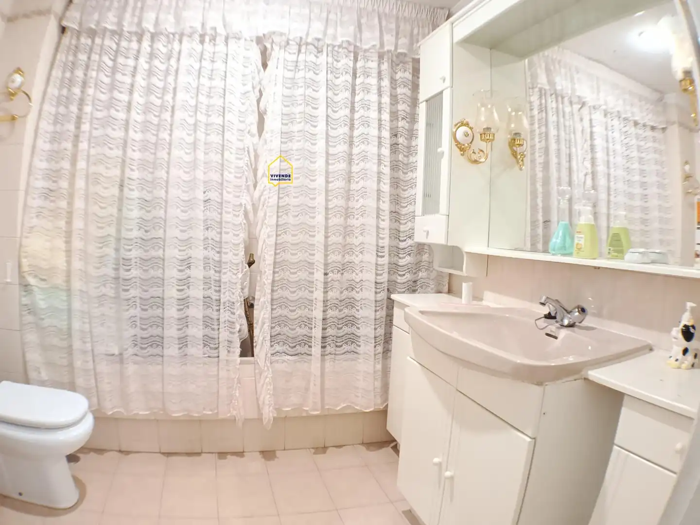 Flat for sale in San Mateo