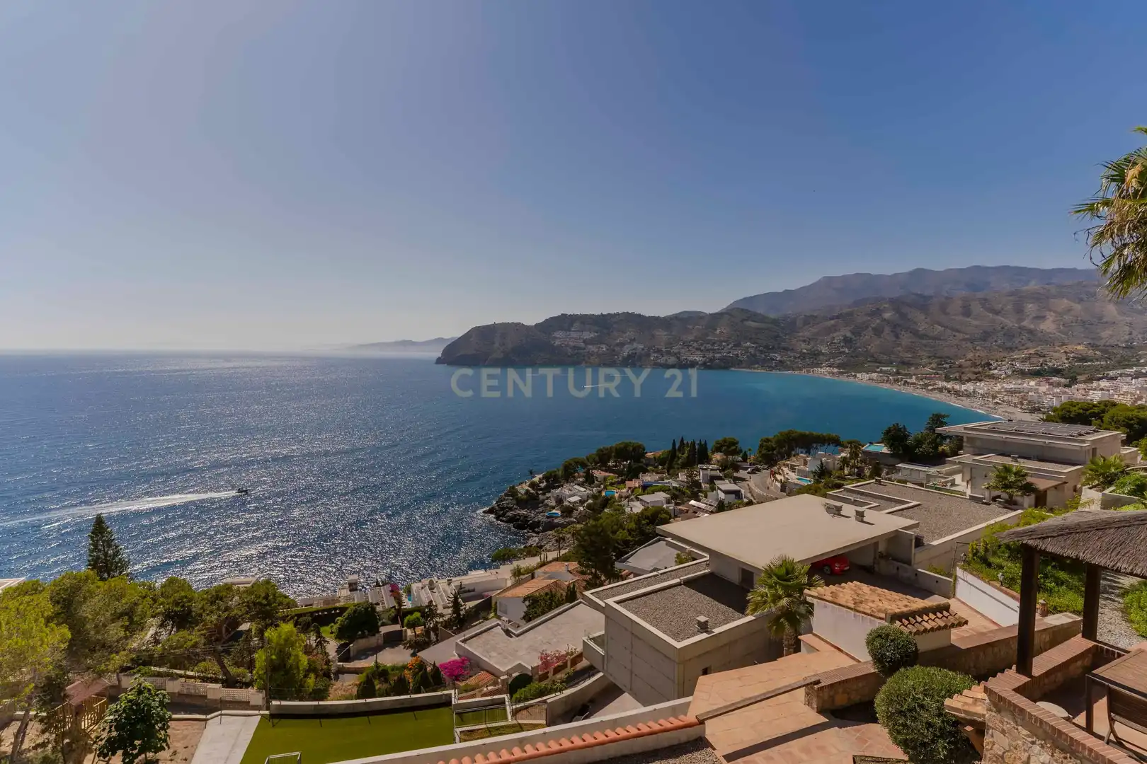 Exterior view of Houses for sale in Almuñécar  with Air Conditioner, Private garden and Storage room