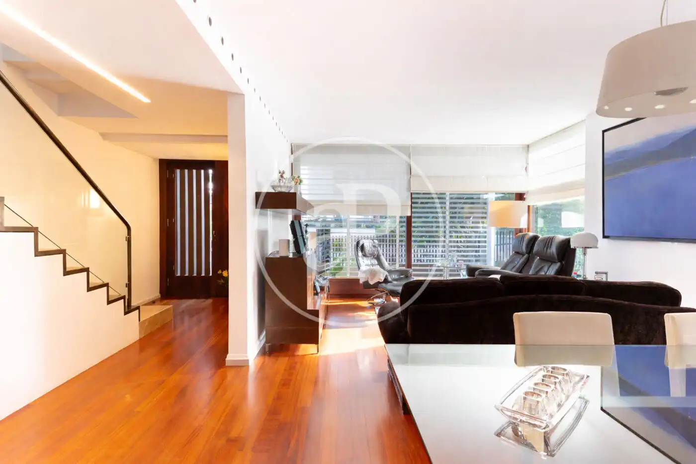 Living room of Houses for sale in Sant Cugat del Vallès  with Air Conditioner, Heating and Private garden