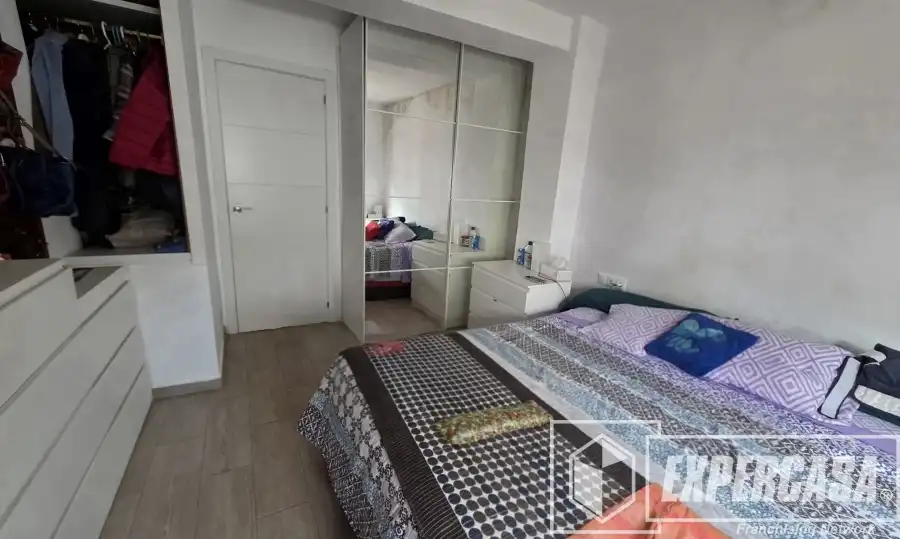 Habitación de Casa adosada en venta en Corbera con Aire acondicionado, Terraza y Trastero