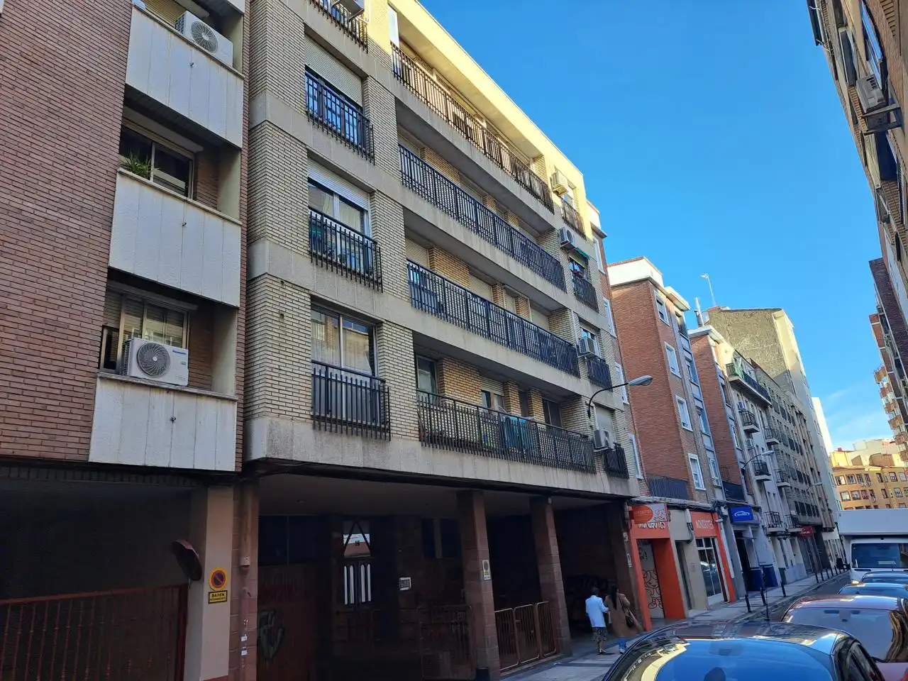 Exterior view of Flat for sale in Zaragoza  with Heating, Terrace and Storage room