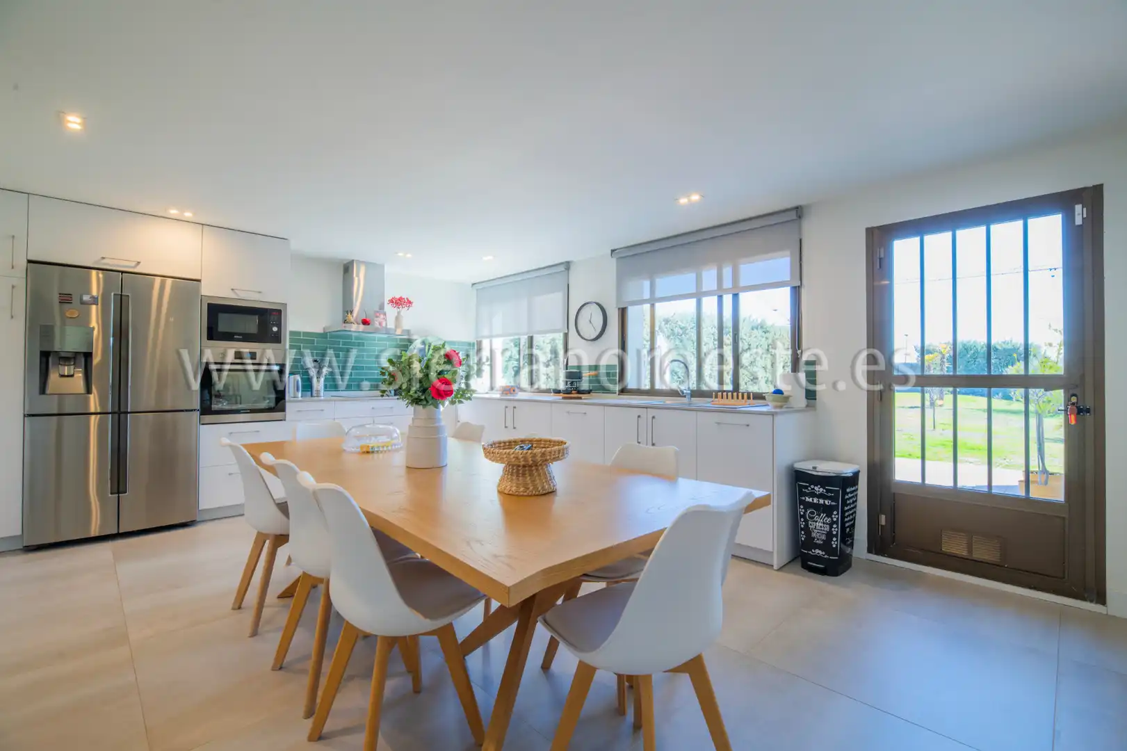 Cocina de Casa o chalet de alquiler en Las Rozas de Madrid con Aire acondicionado, Calefacción y Jardín privado