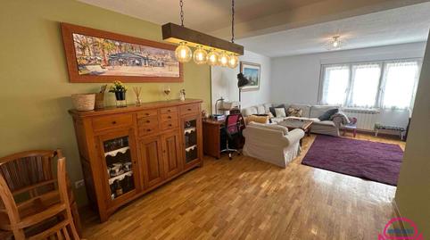 Foto 3 de Casa adosada en venda a Sariegos, León