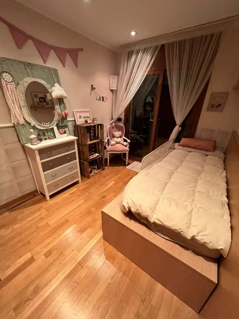 Casa con piscina en venta en Carrer de Joan Coromines i Vigneaux, imagen 37