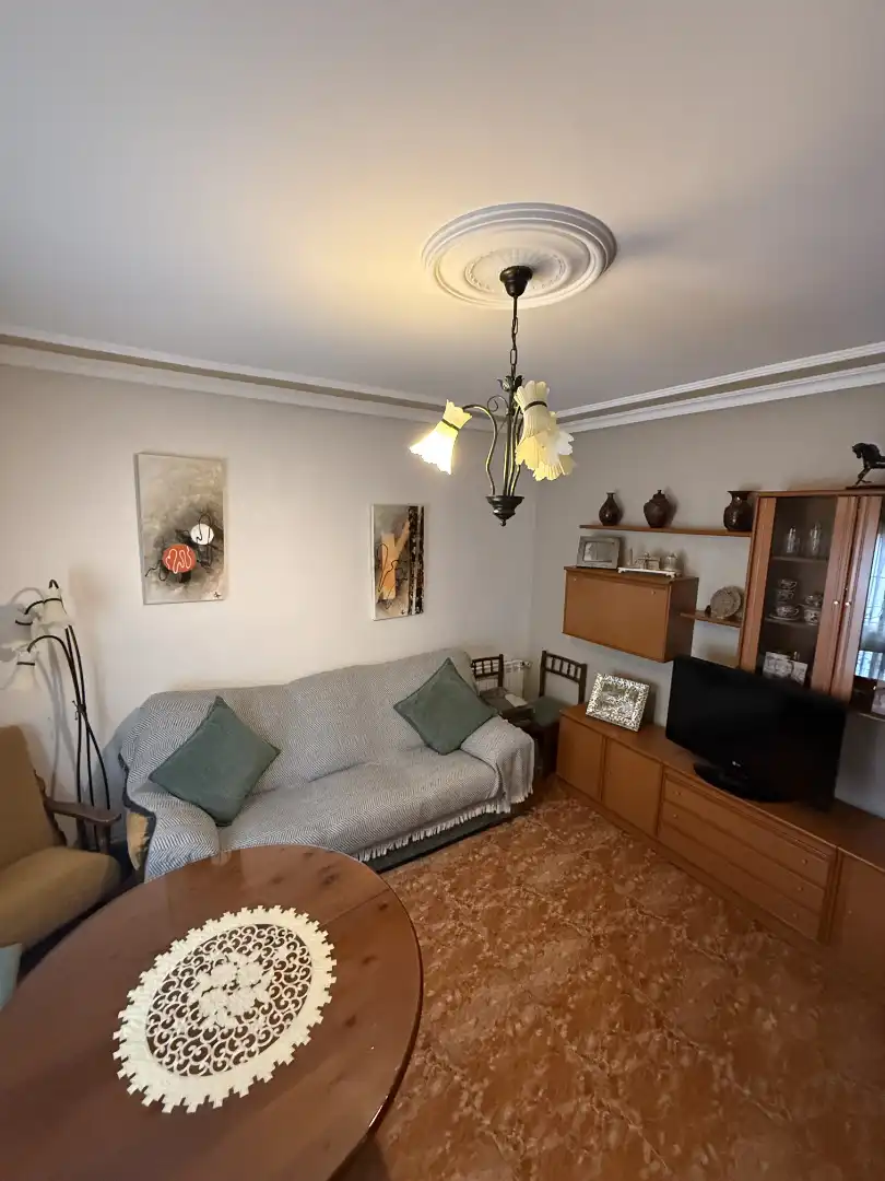 Sala d'estar de Casa o xalet en venda en Munera amb Calefacció, Jardí privat i Terrassa