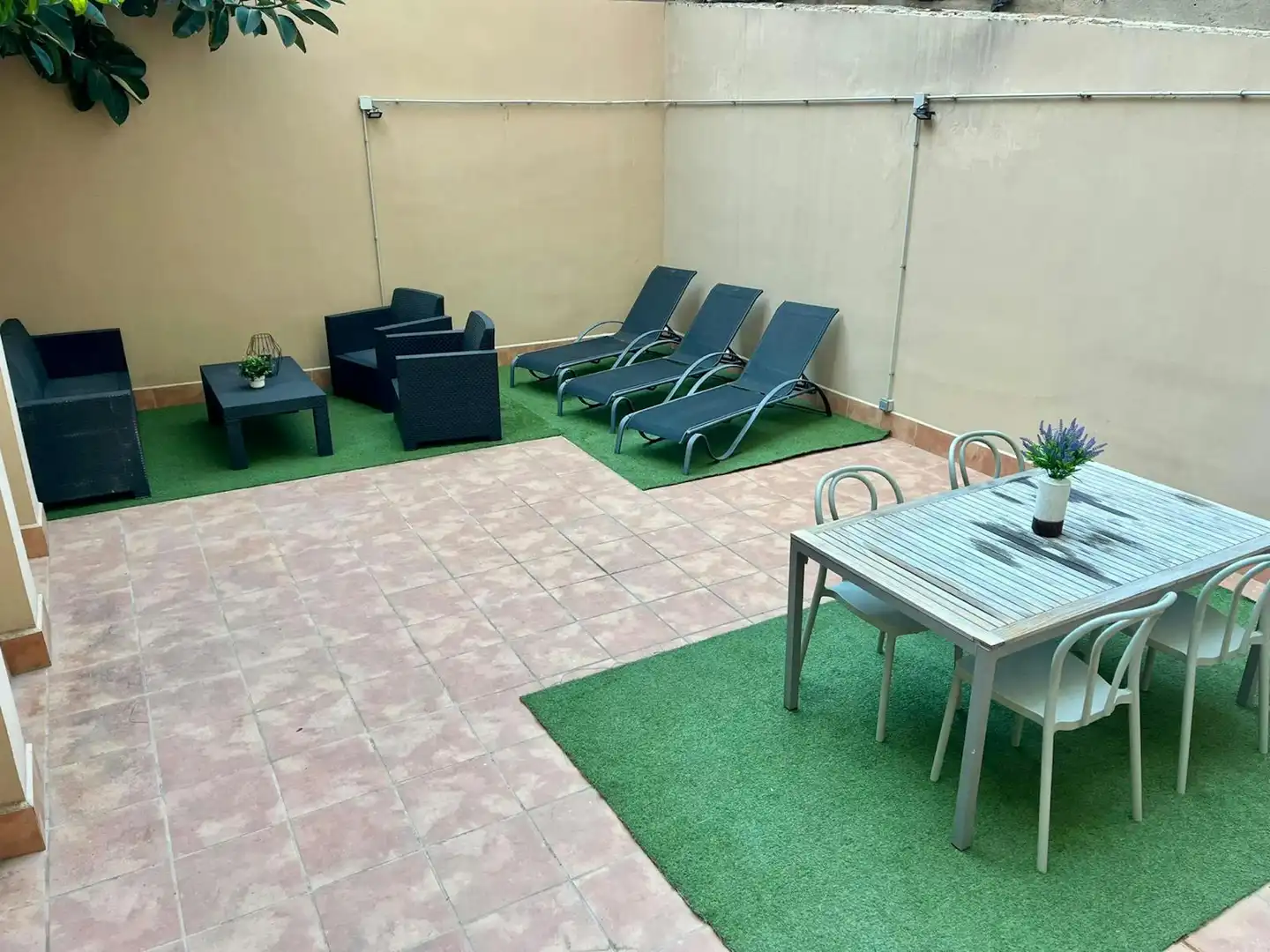 Wohnung mit Garten zur Miete in N/A