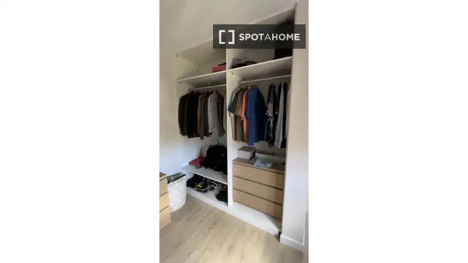 Dormitori de Apartament per a compartir en Los Realejos amb Aire condicionat, Terrassa i Moblat