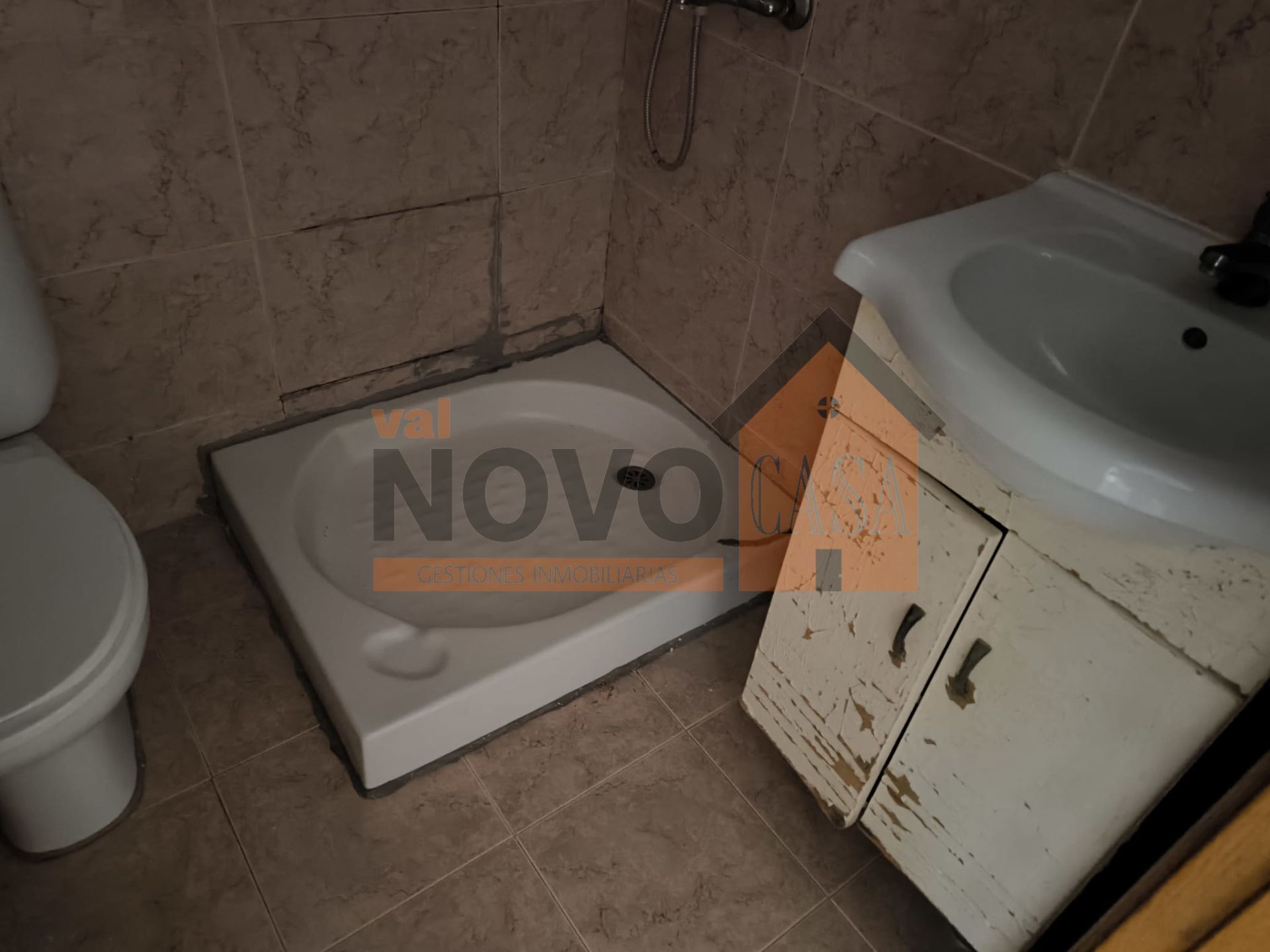 Bathroom of Flat for sale in Manises