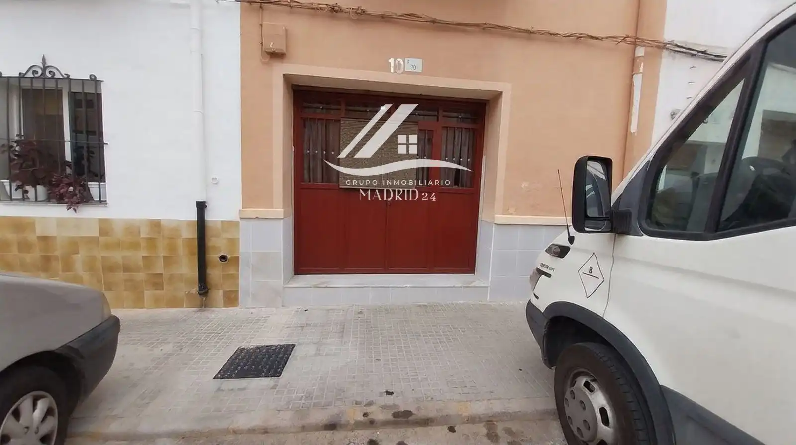 Aparcament de Casa adosada en venda en Alcalà de Xivert amb Aire condicionat, Calefacció i Terrassa