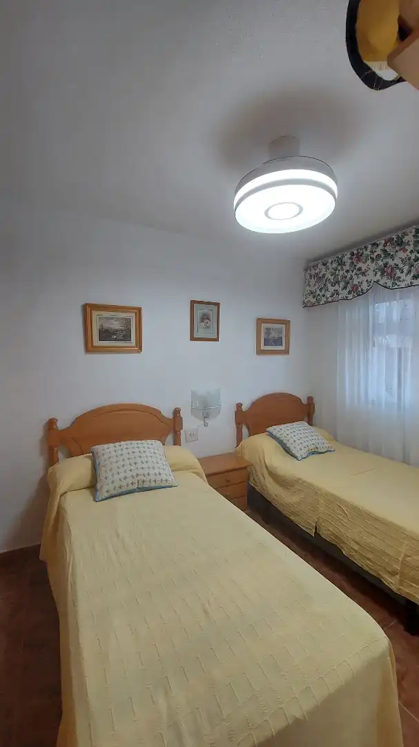 Dormitori de Apartament en venda en La Manga del Mar Menor amb Terrassa, Moblat i Forn