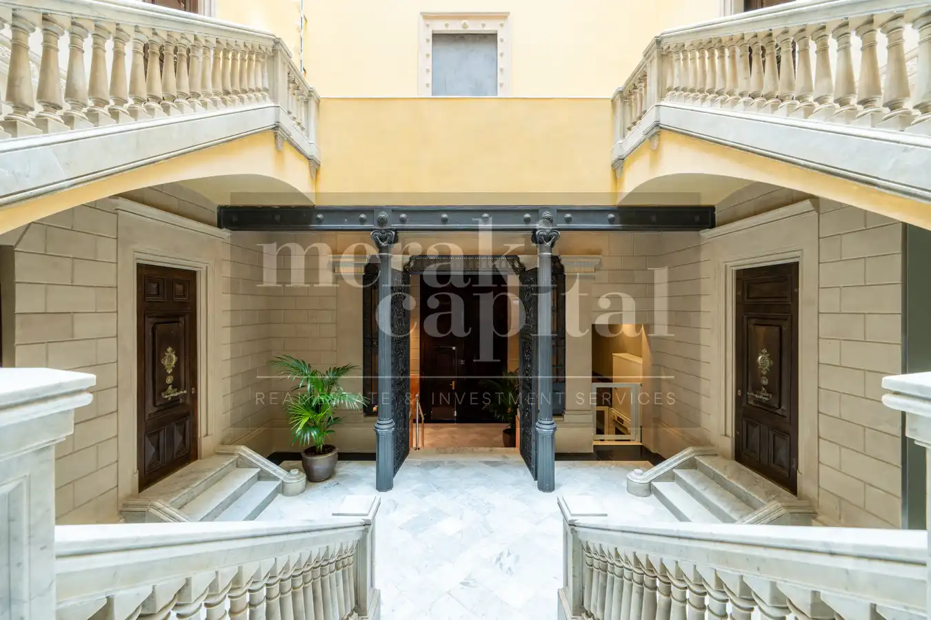 Vista exterior de Piso en venta en Barcelona con Aire acondicionado, Calefacción y Parquet