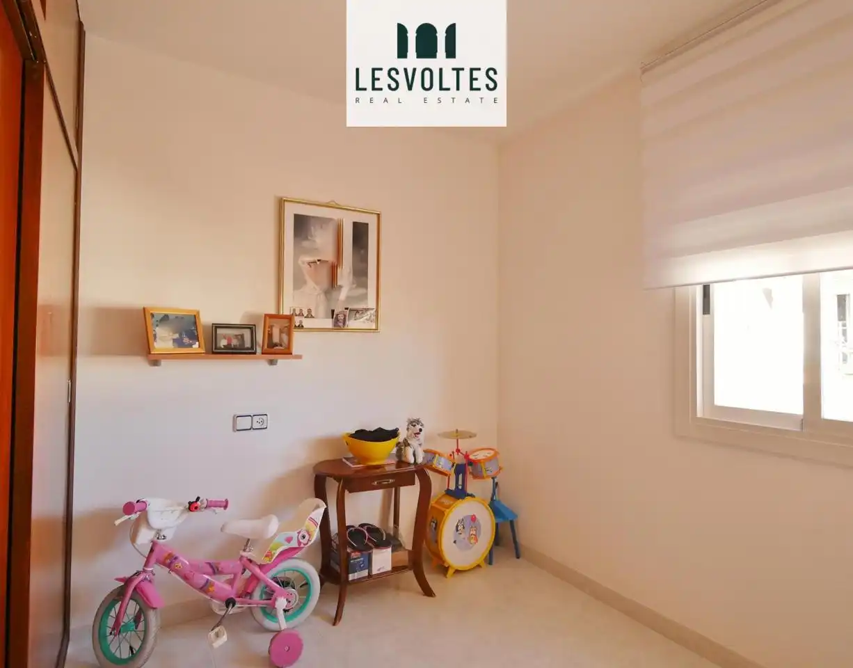 Habitación de Piso en venta en Palamós con Calefacción y Balcón