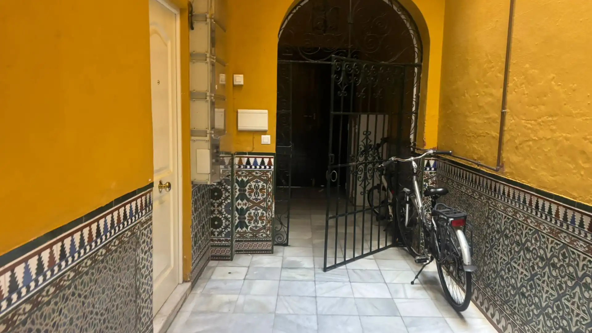 Apartamento en venta en  Sevilla Capital con Aire acondicionado, Amueblado y Horno