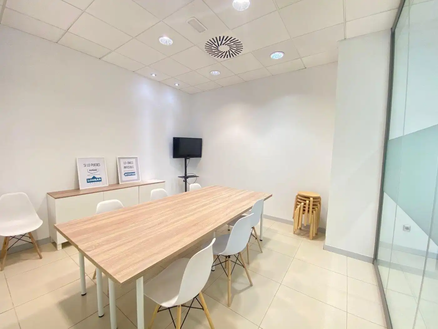 Büro zur Miete in Museros