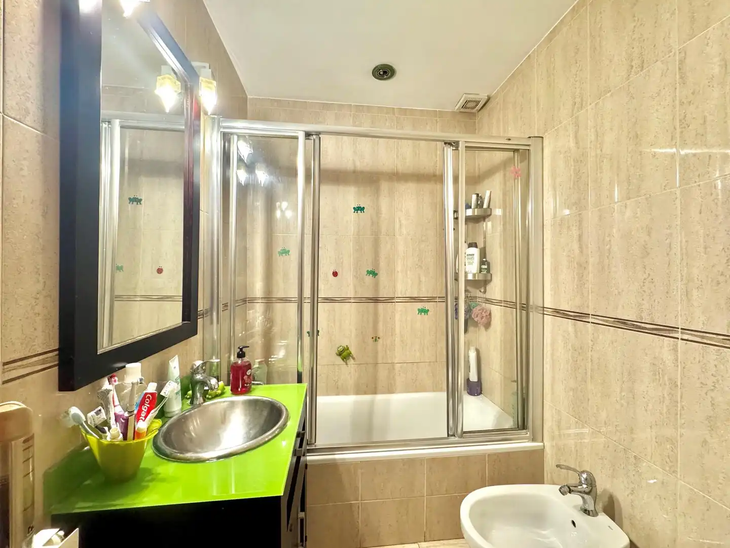 Baño de Ático en venta en Churriana de la Vega con Aire acondicionado, Calefacción y Terraza