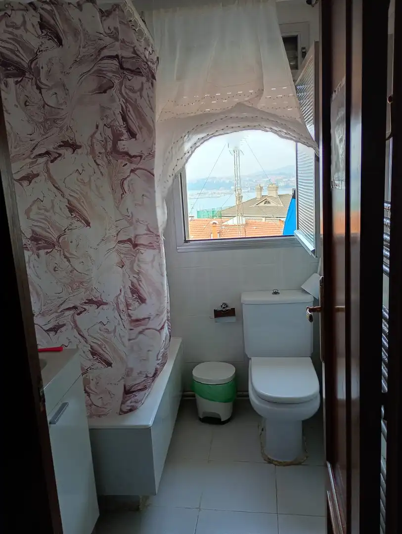 Bathroom of Flat for sale in Portugalete  with Heating