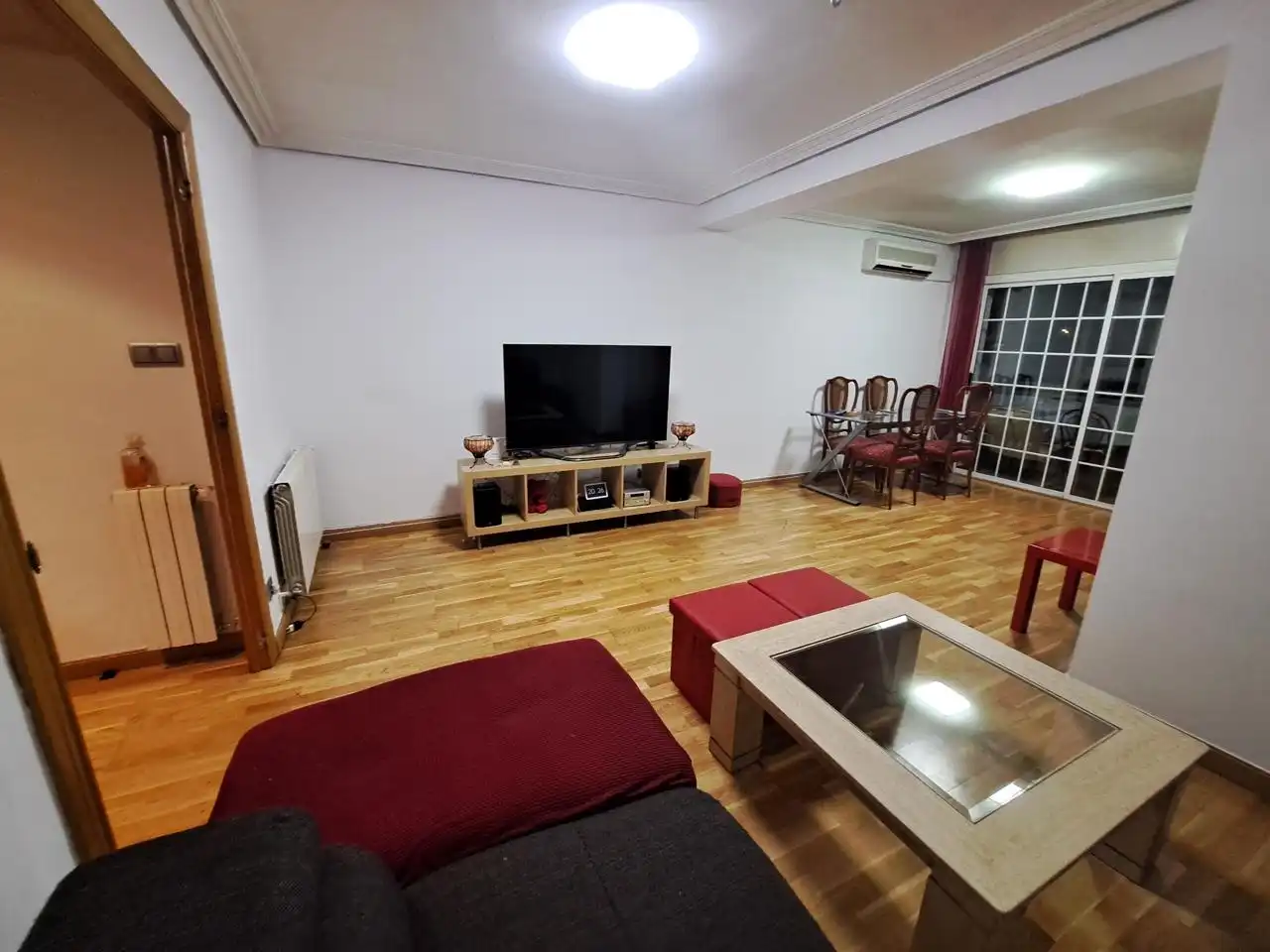 Living room of Flat for sale in Zaragoza  with Air Conditioner, Heating and Parquet flooring