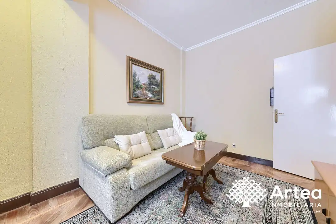 Sala d'estar de Pis de lloguer en Bilbao  amb Calefacció