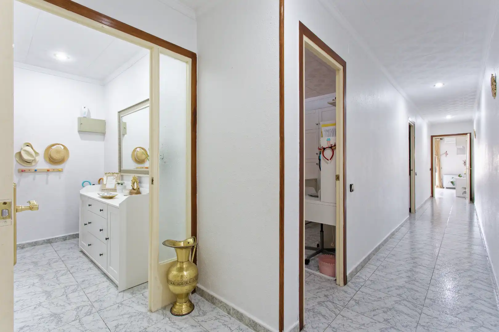 Flat for sale in Terrassa  with Air Conditioner and Balcony