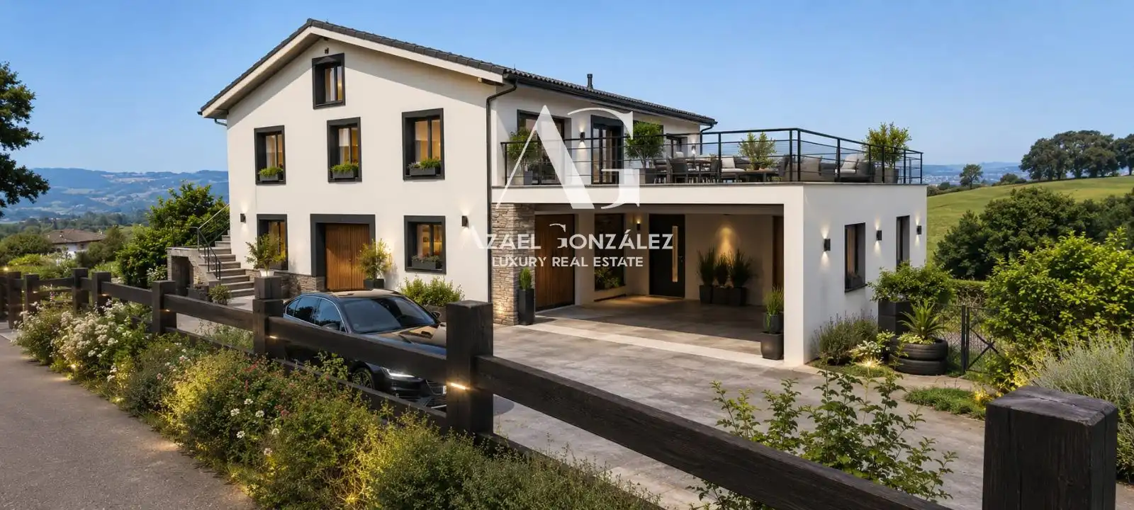 Vista exterior de Casa o xalet en venda en Torrelavega  amb Calefacció i Terrassa