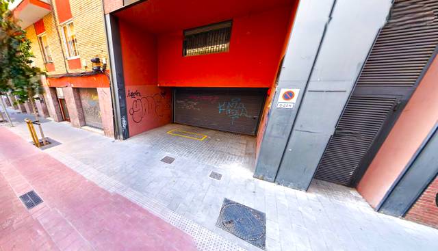 Garaje en Venta en Pacific en La Sagrera