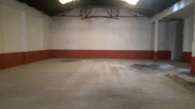 Local comercial en Alquiler en Calle Duquesa de la Victoria en Residencia