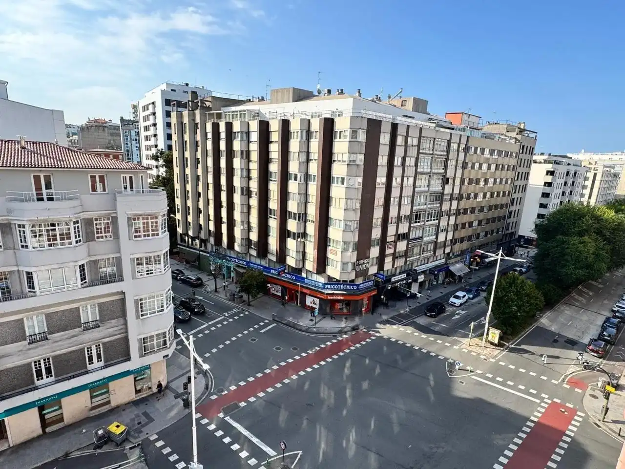 Außenansicht von Wohnung zum Verkauf in A Coruña Capital  mit Heizung, Parkett und Terrasse