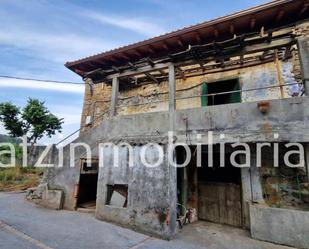 Exterior view of House or chalet for sale in Artzentales