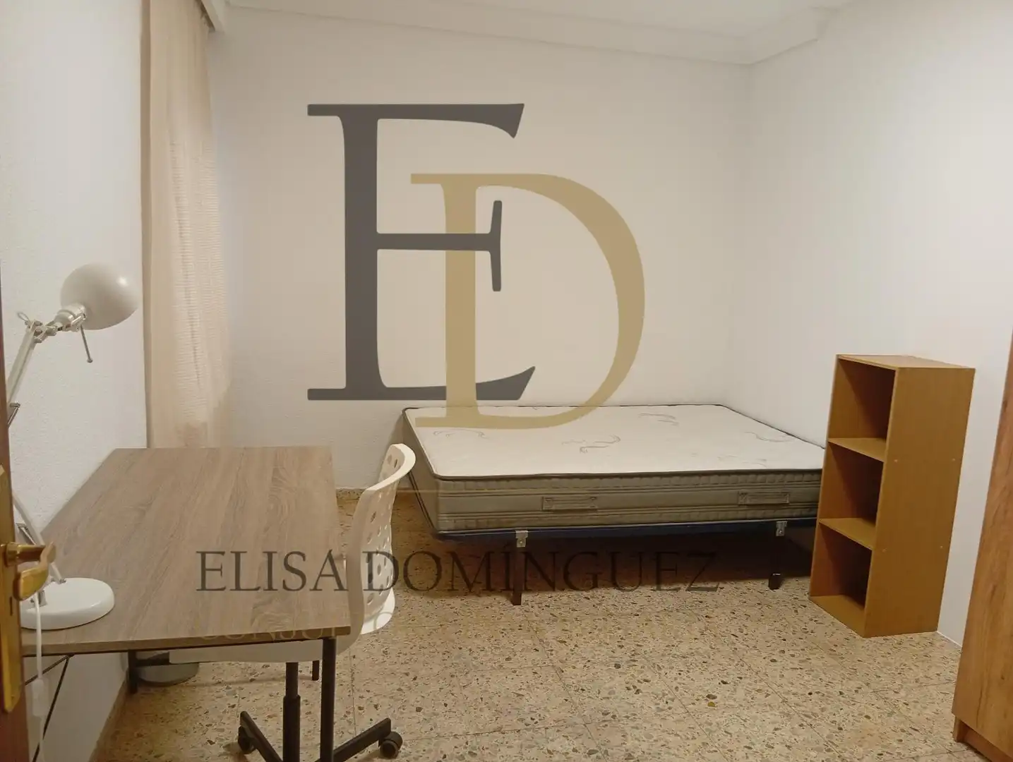 Habitación de Piso de alquiler en Salamanca con Calefacción, Amueblado y Balcón
