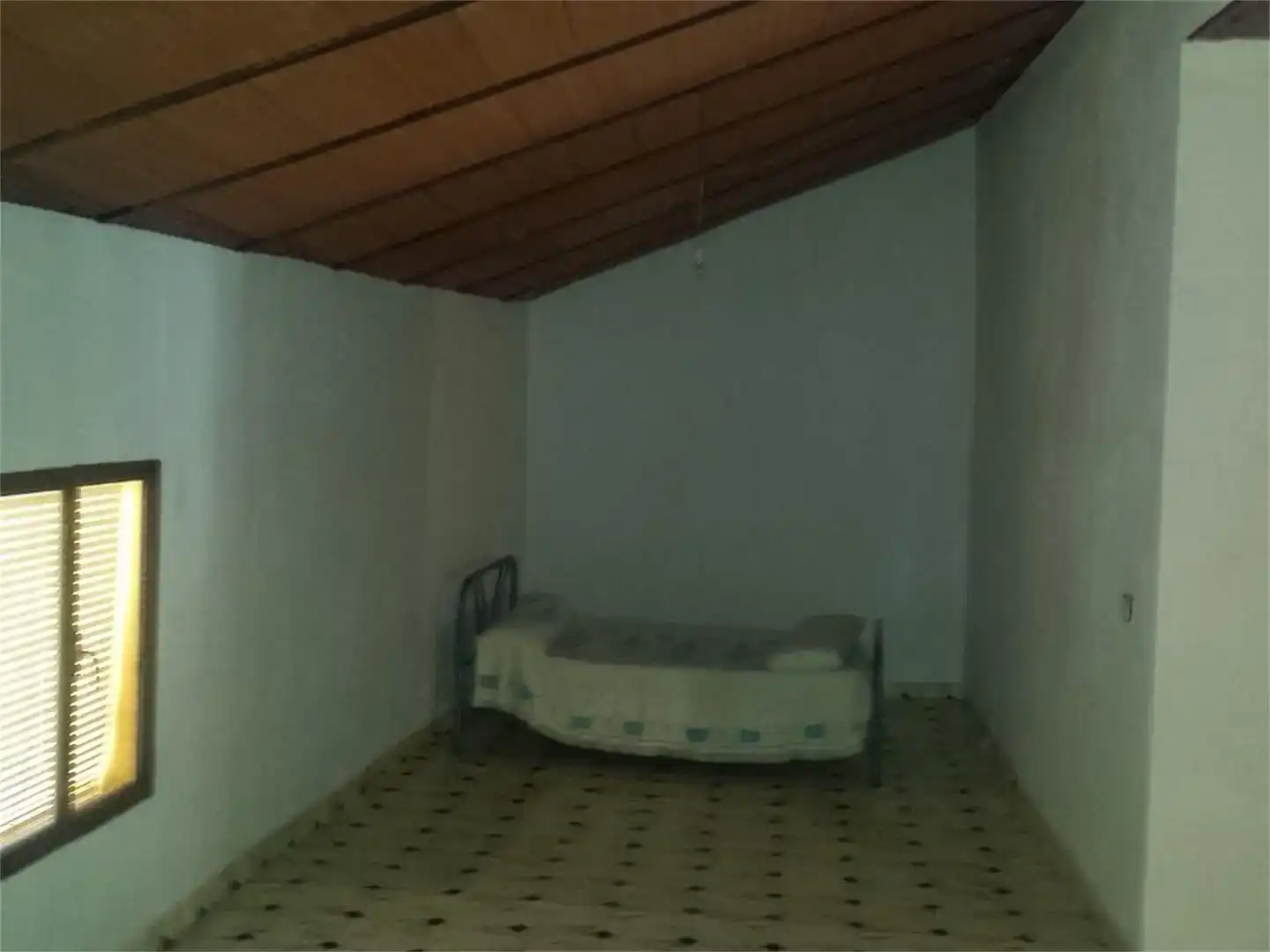 Habitación de Casa adosada en venta en Santa Bárbara de Casa, Huelva