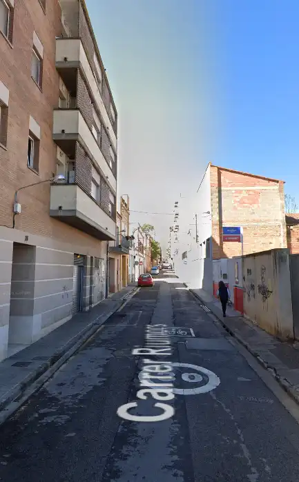 Piso en venta en Carrer Riumors