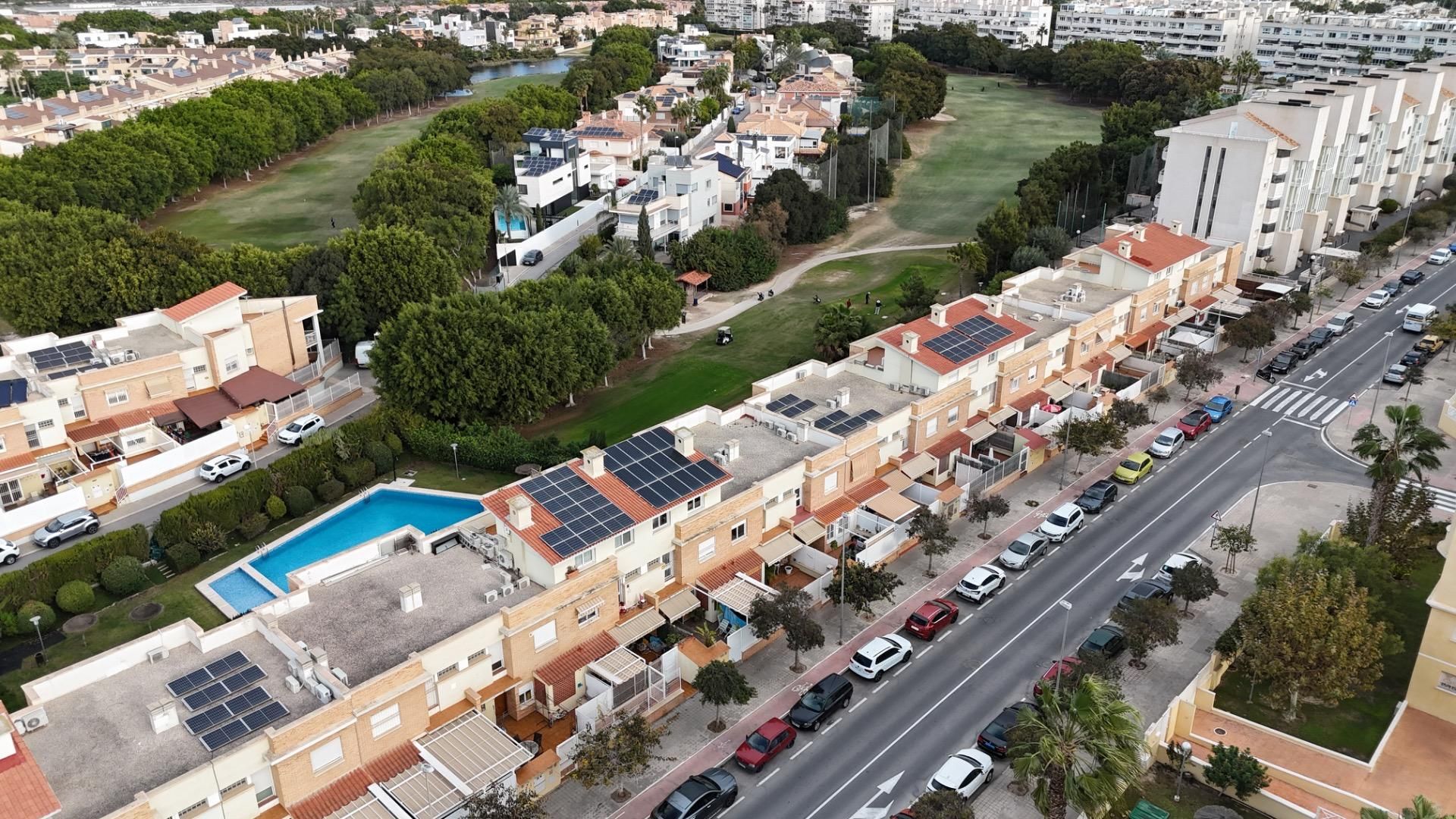 Exterior view of Single-family semi-detached for sale in Alicante / Alacant