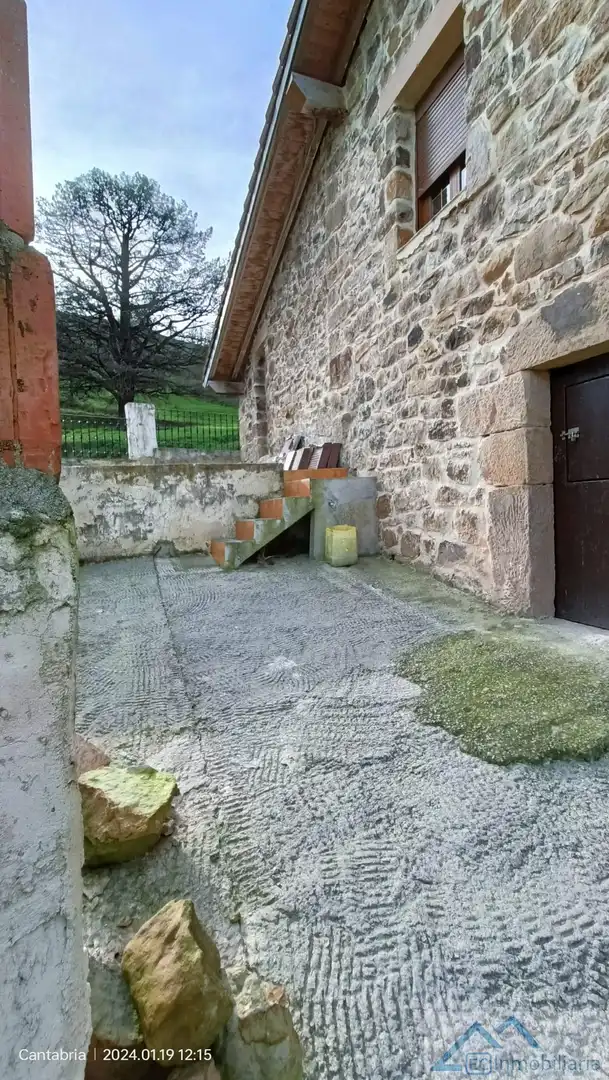 Country homes for sale in Santa María de Cayón
