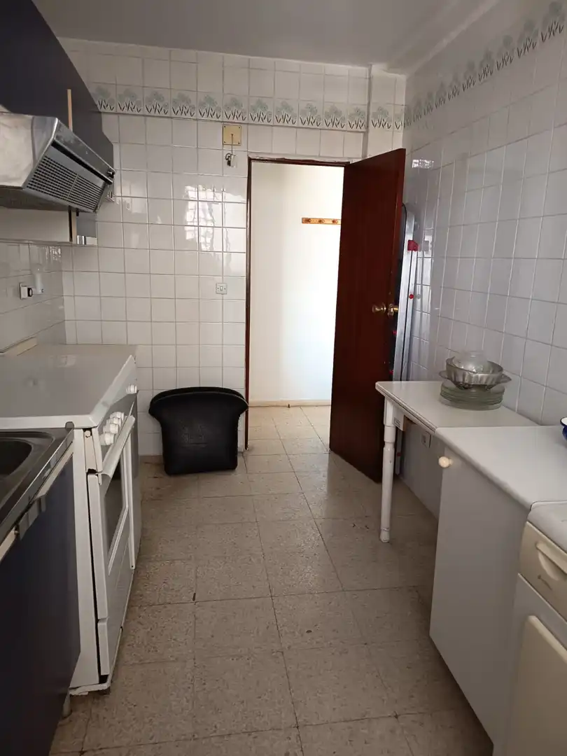Kitchen of Flat for sale in San Juan de Aznalfarache  with Air Conditioner and Terrace