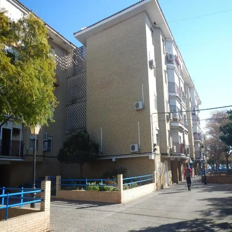 Vista exterior de Piso en venta en Mairena del Aljarafe