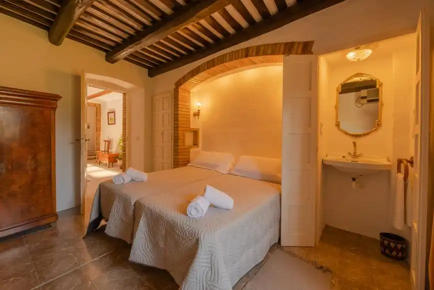Dormitori de Finca rústica en venda en Riudarenes amb Aire condicionat, Calefacció i Jardí privat