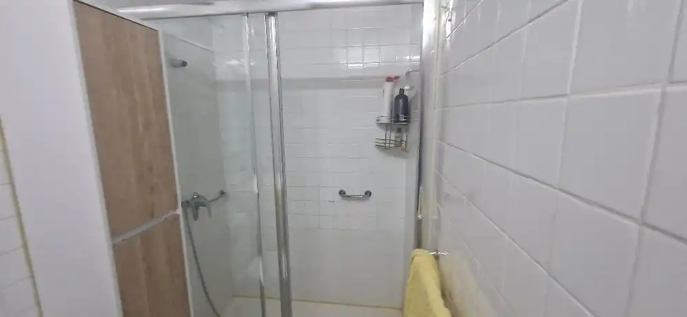 Baño de Casa adosada en venta en Valencia con Aire acondicionado, Calefacción y Terraza