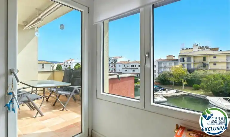 Apartment for sale in Carrer Port Empordà, imagen 2
