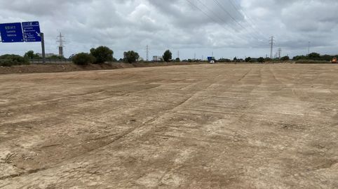 SOLAR ALQUILER 56.710 M2. 2.000 €. MES + IVA. TM CONSTANTÍ (TARRAGONA).