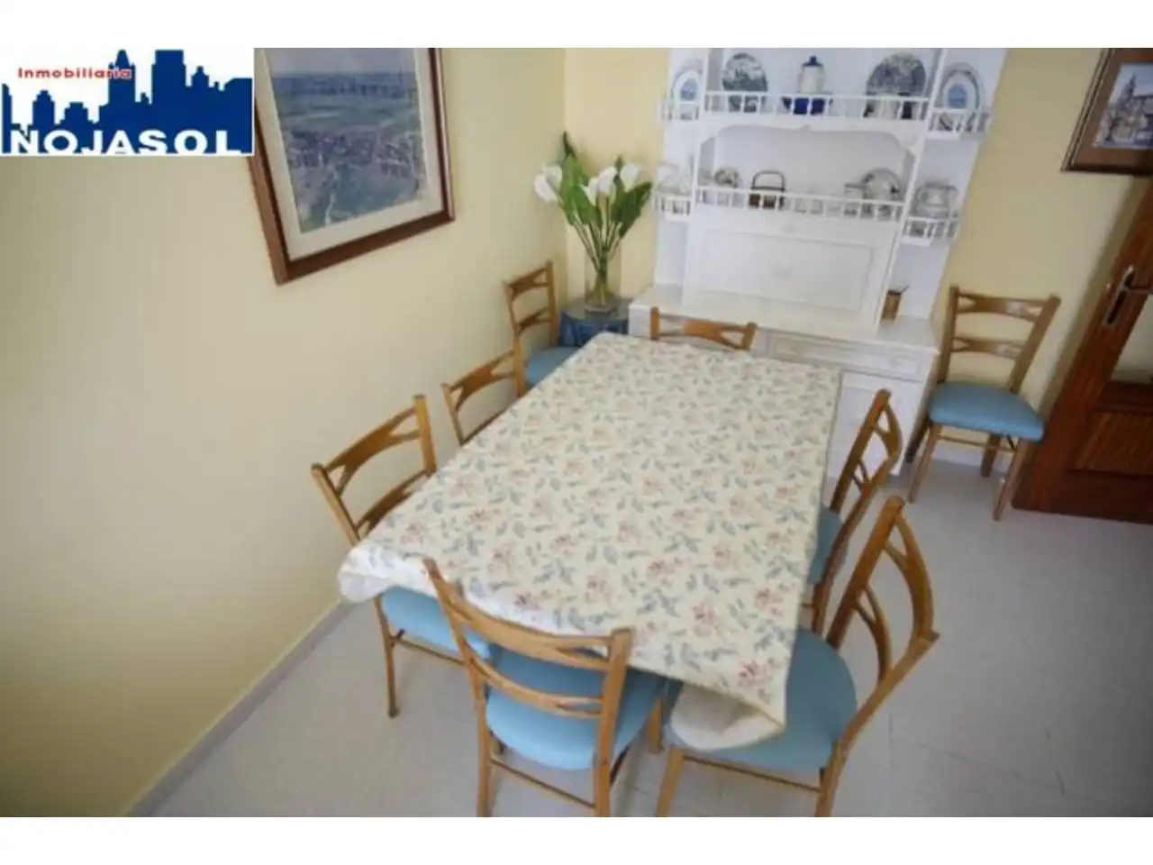 Esszimmer von Dachboden zur Miete in Noja mit Heizung, Terrasse und Möbliert