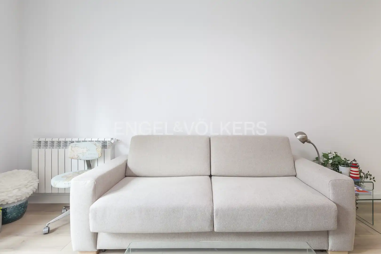 Sala de estar de Piso de alquiler en Madrid con Aire acondicionado, Calefacción y Jardín privado